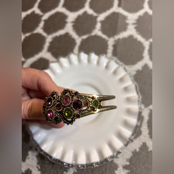 Goldtone Cuff Bracelet Victorian Coventry Vintage Multi Color Stone signed - Picture 5 of 16